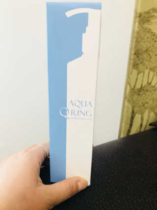 아쿠아큐링 모이스춰라이징 헤어케어 — 4.33점을 준 리뷰어가 2018년 5월 올린 사용 사진