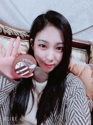 니코피 라이트 에어 터치 쿠션 — 5점을 준 리뷰어가 2019년 10월 올린 사용 사진