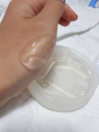 아미셀 퍼펙트에너지 리바이탈라이징 젤크림 — 1.67점을 준 리뷰어가 2018년 9월 올린 사용 사진