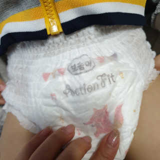 보솜이 액션핏 팬티형 — 5점을 준 리뷰어가 2019년 3월 올린 사용 사진