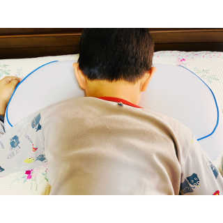 아임슬리핑 프리넥 참편한 메모리폼 경추베개 — 5점을 준 리뷰어가 2020년 2월 올린 사용 사진