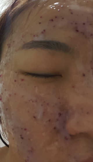 23years old 아쿠아밥 모델링 마스크 — 4점을 준 리뷰어가 2017년 6월 올린 사용 사진