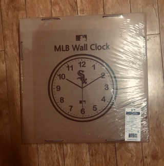 MLB WATCH n LEISURE MLB  아날로그 디자인 벽시계 8종 — 5점을 준 리뷰어가 2019년 12월 올린 사용 사진
