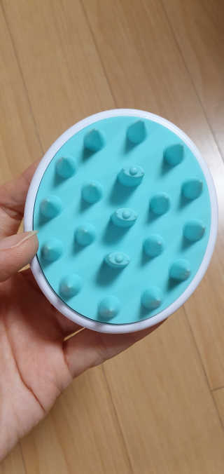 달리프 베러 퍼퓸 샴푸 1000ml 레이니데이 or 일랑로즈 — 5점을 준 리뷰어가 2019년 12월 올린 사용 사진