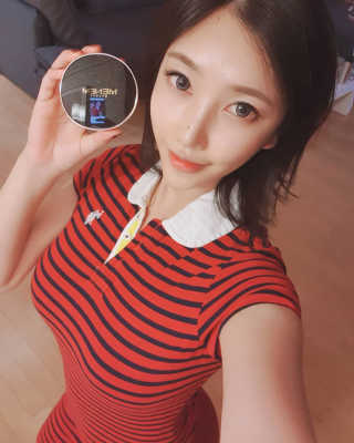 미넴보떼 [조여정쿠션] 아쿠아 GG모이스쳐 쿠션 23호 — 5점을 준 리뷰어가 2019년 6월 올린 사용 사진