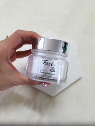 파시스 올인원 진주 화이트닝 크림 100ml — 5점을 준 리뷰어가 2019년 3월 올린 사용 사진