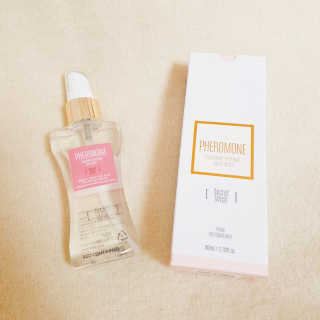 레드컨테이너 페로몬향 퍼퓸 바디미스트 80ml — 5점을 준 리뷰어가 2020년 1월 올린 사용 사진