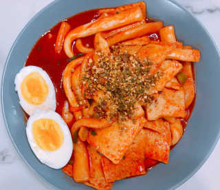 두번째 국떡 국가대표 떡볶이 1팩 + 영미칩 2봉 증정 — 5점을 준 리뷰어가 2019년 2월 올린 사용 사진