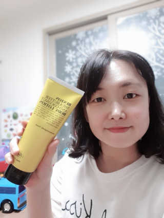 벤튼 시어버터 앤 코코넛 바디로션 — 5점을 준 리뷰어가 2019년 3월 올린 사용 사진