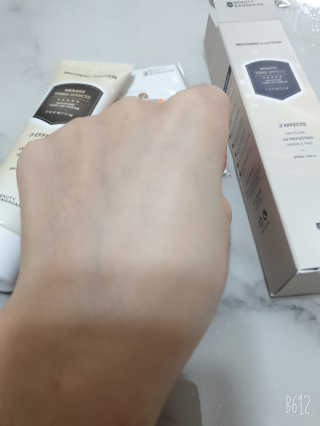 메이메리 쓰리이펙츠 모이스처 톤업크림 50ml — 5점을 준 리뷰어가 2019년 11월 올린 사용 사진