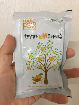 착즙하는 남자 햇살담은 명품 사과즙10포 배도라지즙 10포 — 4점을 준 리뷰어가 2018년 9월 올린 사용 사진