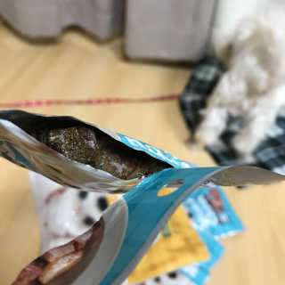 미누시아 촉촉한 닭안심 + 홍삼발효 훈제 말고기 — 5점을 준 리뷰어가 2018년 5월 올린 사용 사진