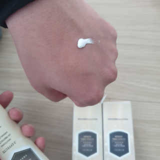 메이메리 쓰리이펙츠 모이스처 톤업크림 50ml — 5점을 준 리뷰어가 2020년 1월 올린 사용 사진