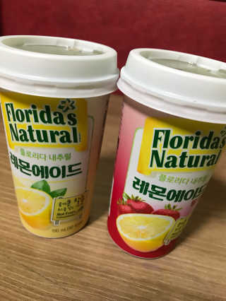 플로리다 내추럴 플로리다내추럴 레몬에이드  2종 — 4.5점을 준 리뷰어가 2018년 7월 올린 사용 사진
