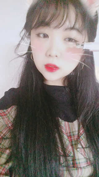 멜로멜리 매직스펠 익스텐션 마스카라 — 3.33점을 준 리뷰어가 2018년 12월 올린 사용 사진