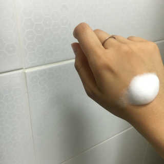 세바메드 클리어 페이스 안티박테리얼 클렌징 폼 — 5점을 준 리뷰어가 2017년 6월 올린 사용 사진