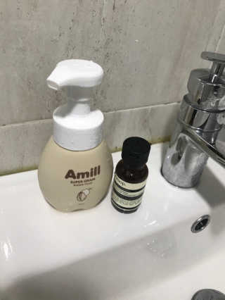 에이밀 슈퍼 그레인 버블 폼 200ml — 5점을 준 리뷰어가 2019년 12월 올린 사용 사진