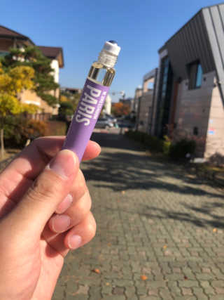 더블유드레스룸 롤 온 퍼퓸EDT 10ml — 4.17점을 준 리뷰어가 2018년 11월 올린 사용 사진