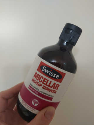 SWISSE 스위스 미셀라 메이크업 리무버 — 4점을 준 리뷰어가 2019년 12월 올린 사용 사진