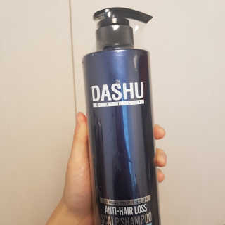 다슈코리아 다슈 데일리 한방 두피 골드 샴푸 500ml — 5점을 준 리뷰어가 2018년 12월 올린 사용 사진