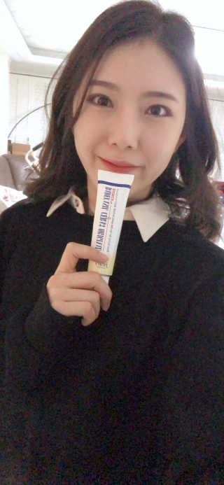 23years old 바데카실 세라3 오리지널 — 5점을 준 리뷰어가 2018년 4월 올린 사용 사진