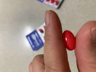 지지랩 [먹는히알루론산] 피부가 촉촉해지지 500mg x 12캡슐 — 4점을 준 리뷰어가 2019년 12월 올린 사용 사진