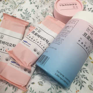 눈길 프로바이오틱스 눈길 콜라겐 프로바이오틱스 — 5점을 준 리뷰어가 2019년 11월 올린 사용 사진