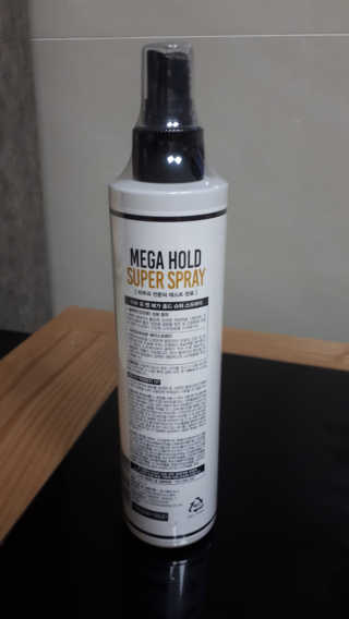 다슈코리아 다슈 포 맨 프리미엄 메가 홀드 슈퍼 스프레이 250ml — 5점을 준 리뷰어가 2019년 3월 올린 사용 사진