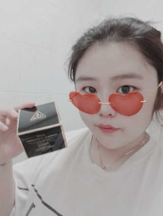 지고트 미네랄 UV 스네일 쿠션 리필포함 — 5점을 준 리뷰어가 2019년 8월 올린 사용 사진