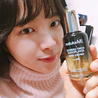 JM솔루션 꿀광 로얄 프로폴리스 앰플 세럼 블랙 — 5점을 준 리뷰어가 2018년 11월 올린 사용 사진