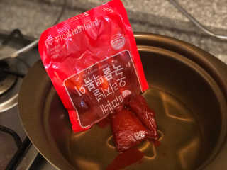 홍대미미네국물떡볶이 [홍대미미네]오리지널 국물 떡볶이4팩 + 라면사리 — 4점을 준 리뷰어가 2019년 4월 올린 사용 사진