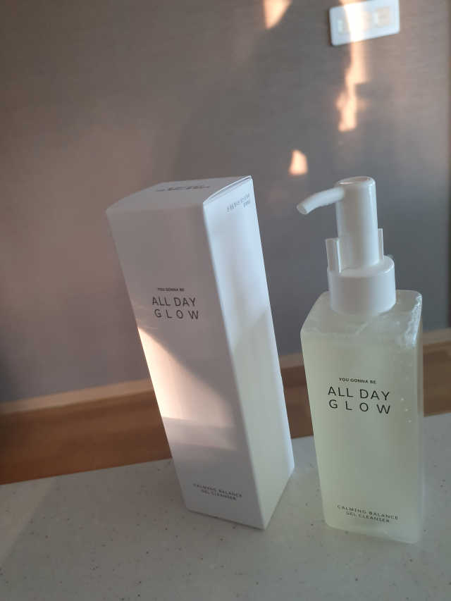 [올 데이 글로우] 카밍 밸런스 젤 클렌져 200ml 리뷰 사진