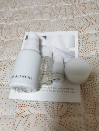 ROSE BLANCHE 로제블랑쉐 인텐시브 수딩 세럼 — 4.5점을 준 리뷰어가 2019년 7월 올린 사용 사진