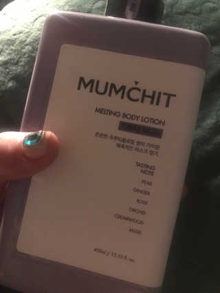 멈칫(MUMCHIT) 멜팅 바디로션 — 4점을 준 리뷰어가 2018년 12월 올린 사용 사진