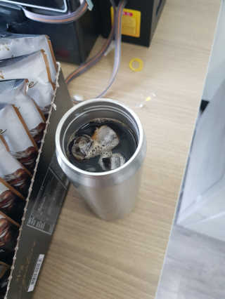 (주)쟈뎅 쟈뎅 시그니처 블랙, 헤이즐넛 230ml — 5점을 준 리뷰어가 2018년 6월 올린 사용 사진