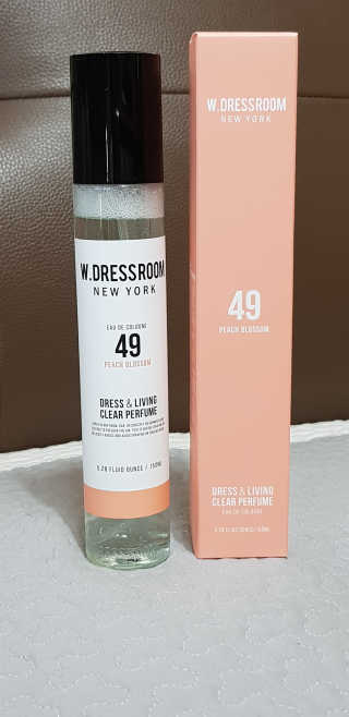 더블유드레스룸 드레스퍼퓸 150ml — 4.33점을 준 리뷰어가 2018년 10월 올린 사용 사진