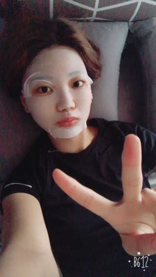 한천수 펩타이드 마스크팩 5종 10매 구성 — 5점을 준 리뷰어가 2017년 9월 올린 사용 사진