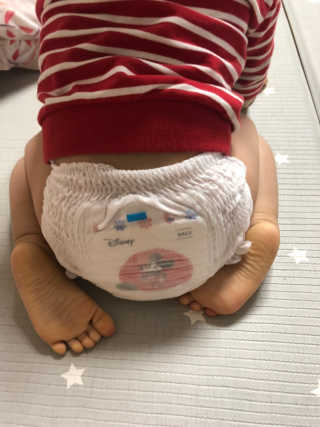 보솜이 베이비케어 팬티형 기저귀 — 5점을 준 리뷰어가 2019년 2월 올린 사용 사진