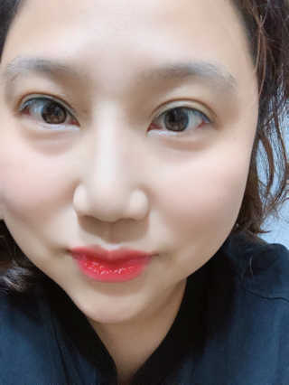 릴리바이레드 쥬시라이어 워터틴트 02 체리 크러쉬인 척 — 5점을 준 리뷰어가 2020년 3월 올린 사용 사진