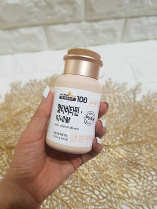 [메이준뉴트리] 멀티비타민and미네랄 1병, 1개월 분 — 4.5점을 준 리뷰어가 2018년 7월 올린 사용 사진