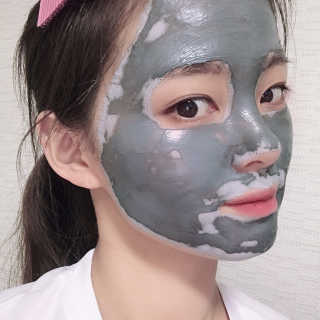 SWISSE 스위스 마누카 허니 디톡시파잉 페이셜 마스크 — 3.5점을 준 리뷰어가 2020년 1월 올린 사용 사진