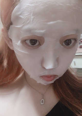 키노닉스 Querencia_Flawless 마스크팩 — 4.5점을 준 리뷰어가 2019년 4월 올린 사용 사진