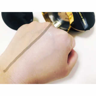 지고트 미네랄 UV 스네일 쿠션 리필포함 — 5점을 준 리뷰어가 2019년 8월 올린 사용 사진