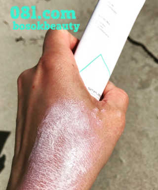 심플리스틱 스킨케어 자외선 차단제 SPF33 PA ++ — 5점을 준 리뷰어가 2018년 8월 올린 사용 사진