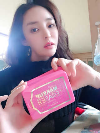 메이크업 이레이져 바이 컬러딥 래버러토리즈 — 5점을 준 리뷰어가 2020년 1월 올린 사용 사진