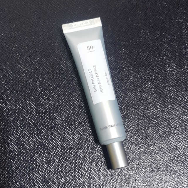 땡큐파머 선 프로젝트 라이트 선 에센스 리뷰 사진