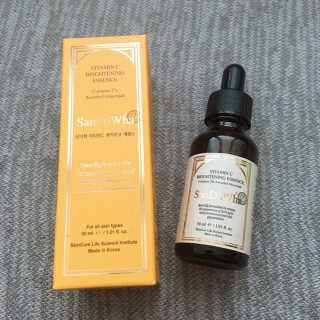 [스킨큐어] 산다화 비타민C 화이트닝 에센스 30ml — 4점을 준 리뷰어가 2019년 7월 올린 사용 사진