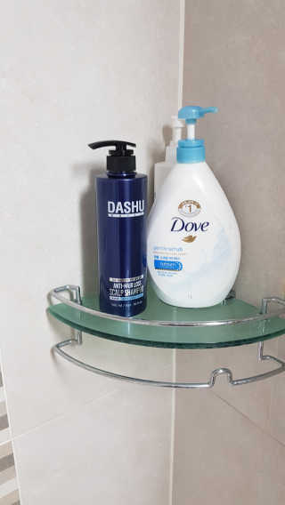 다슈코리아 다슈 데일리 단백질 한방 두피 골드 샴푸 500ml — 3점을 준 리뷰어가 2020년 3월 올린 사용 사진