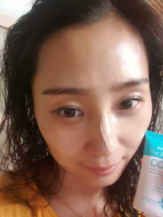 마더메이드 더 아쿠아라이트 CC크림 SPF50+ PA+++ — 5점을 준 리뷰어가 2019년 4월 올린 사용 사진