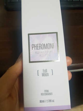 레드컨테이너 페로몬향 퍼퓸 바디미스트 80ml — 5점을 준 리뷰어가 2019년 12월 올린 사용 사진